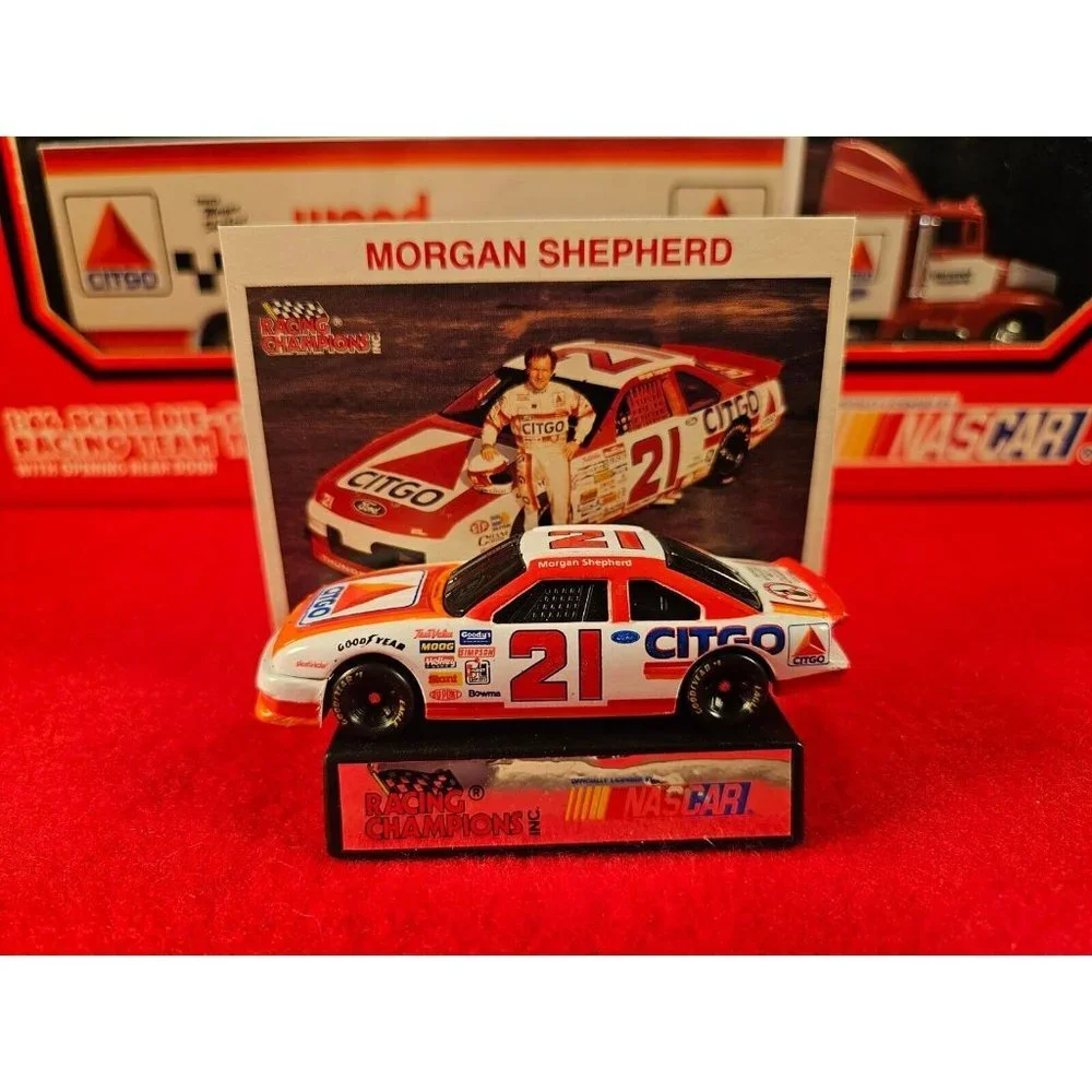 MORGAN SHEPHERD NASCAR‎ TRANSPORTER BUNDLE w/MATCHING STOCKCAR & PLAYER CARD
